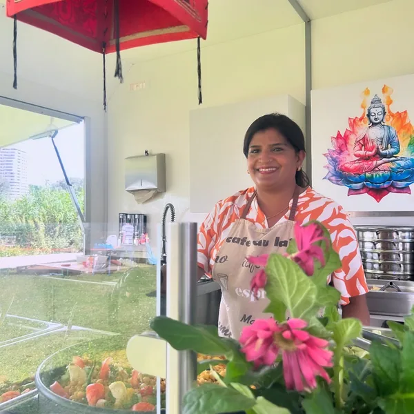 Sushma in the food truck