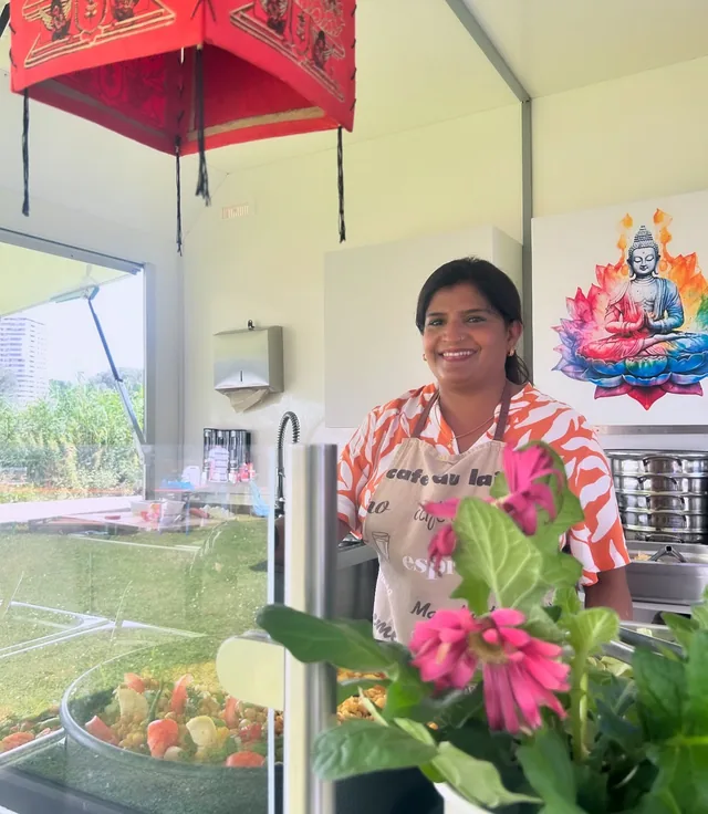 Sushma im Mitocha Food Truck